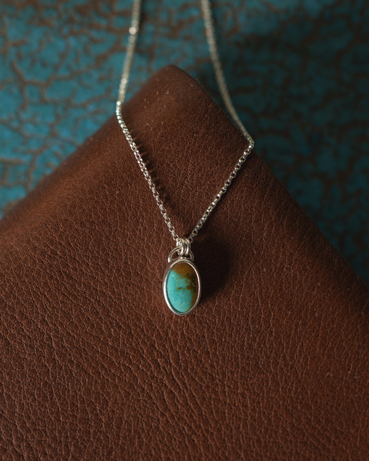 Dainty Natural Ol’ Willie Turquoise Necklace